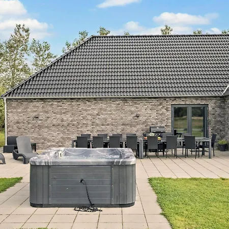 Amazing In With Kitchen