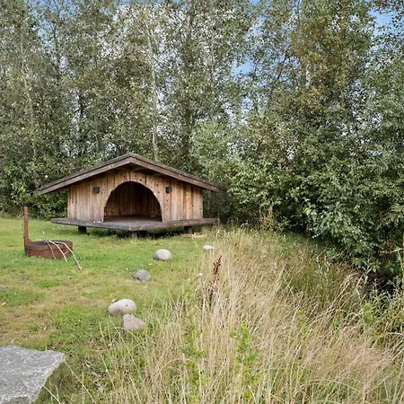 Amazing In With Kitchen Holiday home *