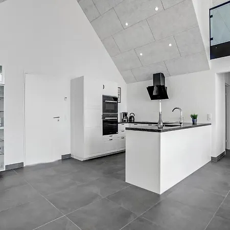 Сasa de vacaciones Amazing In With Kitchen *