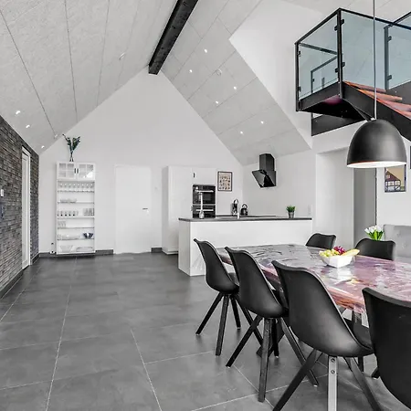 Amazing In With Kitchen *