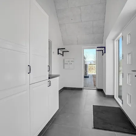 Amazing In With Kitchen Romo