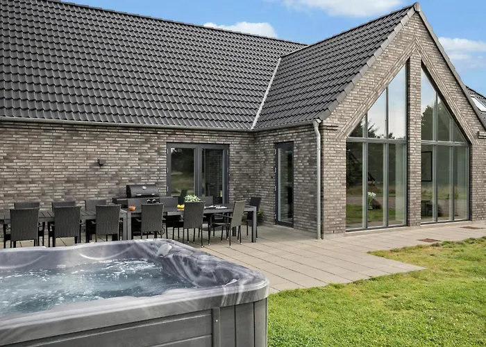 Holiday home Amazing In With Kitchen