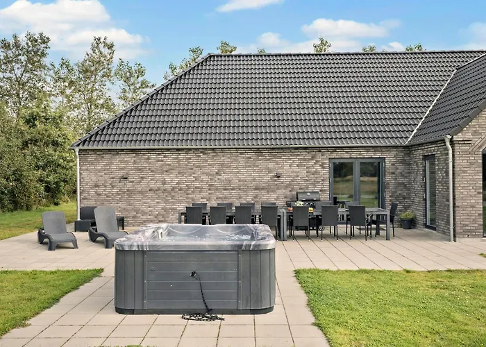 Amazing In With Kitchen