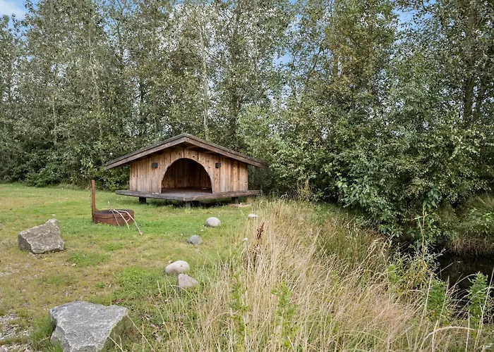 Amazing In With Kitchen Holiday home *