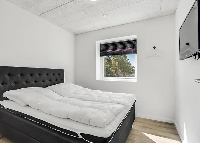 Holiday home Amazing In With Kitchen