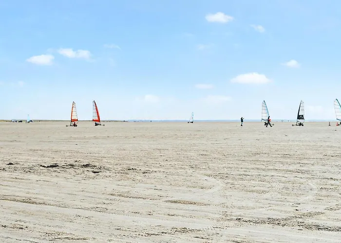 Holiday home Amazing In With Kitchen *